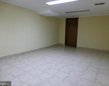 5301 N Carlin Springs Road - Photo Thumbnail 33