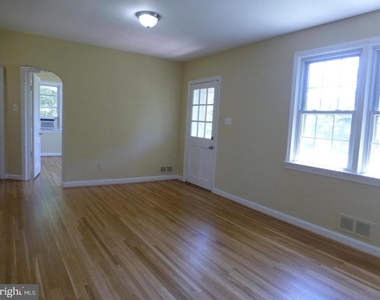 5301 N Carlin Springs Road - Photo Thumbnail 13