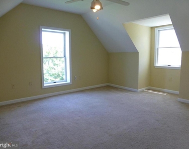 5301 N Carlin Springs Road - Photo Thumbnail 30