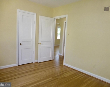 5301 N Carlin Springs Road - Photo Thumbnail 20