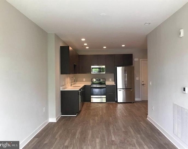 989 S Buchanan Street - Photo Thumbnail 11