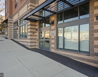 989 S Buchanan Street - Photo Thumbnail 2