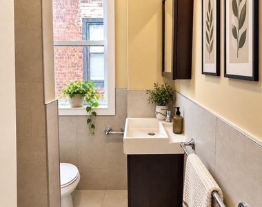 3049 Redner Street - Photo Thumbnail 13