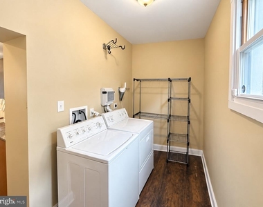 3049 Redner Street - Photo Thumbnail 20