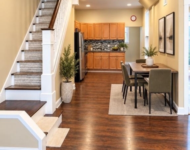 3049 Redner Street - Photo Thumbnail 2