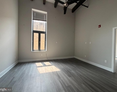 1849 E Venango Street - Photo Thumbnail 4
