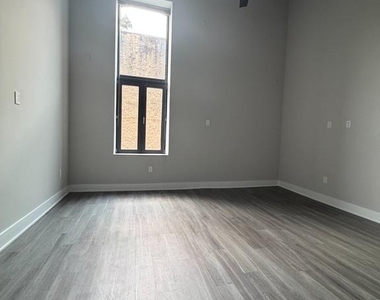 1849 E Venango Street - Photo Thumbnail 5