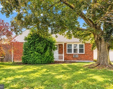 1443 Rhawn Street - Photo Thumbnail 23