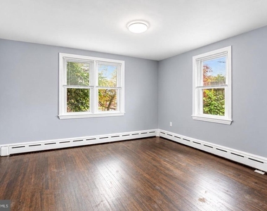 1443 Rhawn Street - Photo Thumbnail 13