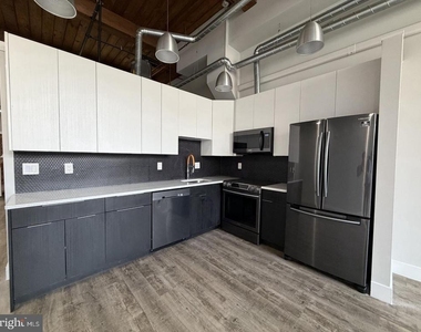 1825 E Atlantic Street - Photo Thumbnail 6
