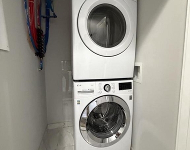 1825 E Atlantic Street - Photo Thumbnail 7