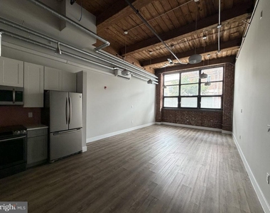1825 E Atlantic Street - Photo Thumbnail 10
