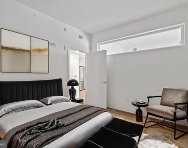 569 N 5th Street - Photo Thumbnail 9