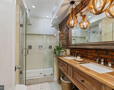 729 S 15th Street - Photo Thumbnail 20
