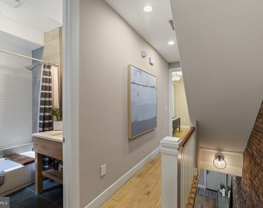 729 S 15th Street - Photo Thumbnail 14