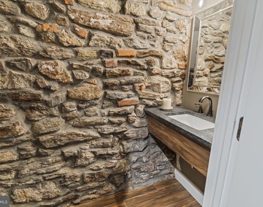 729 S 15th Street - Photo Thumbnail 40