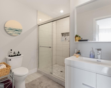 1702 Point Breeze Avenue - Photo Thumbnail 15