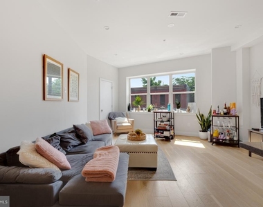 1702 Point Breeze Avenue - Photo Thumbnail 8