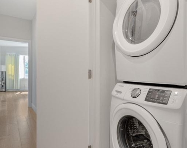 1702 Point Breeze Avenue - Photo Thumbnail 10