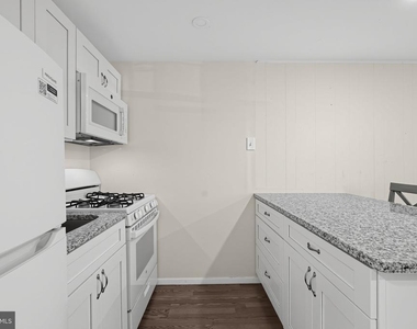 274 Greenough Street - Photo Thumbnail 5