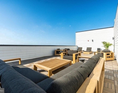 1130 N Delaware Avenue - Photo Thumbnail 21
