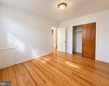 4122 Terrace Street - Photo Thumbnail 3