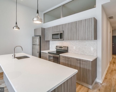 412 S 13th Street - Photo Thumbnail 4