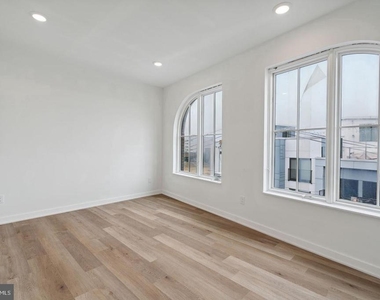 1828 Frankford Avenue - Photo Thumbnail 16