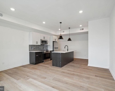 1828 Frankford Avenue - Photo Thumbnail 13