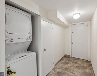 1305 Spruce Street - Photo Thumbnail 20