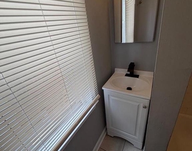 1717 N 26th Street - Photo Thumbnail 14