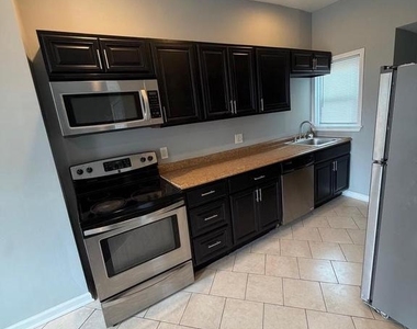 1717 N 26th Street - Photo Thumbnail 4