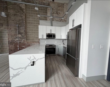 1810 E Venango Street - Photo Thumbnail 5