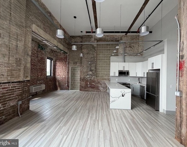 1810 E Venango Street - Photo Thumbnail 6