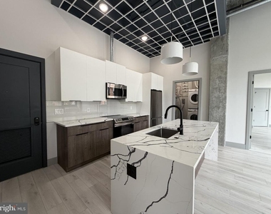 1810 E Venango Street - Photo Thumbnail 12