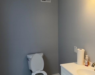 3111 Morse Street - Photo Thumbnail 5