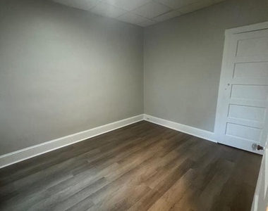 4312 Dobson - Photo Thumbnail 7