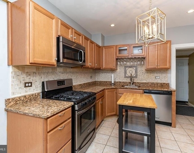 4312 Dobson - Photo Thumbnail 3