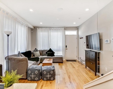 2256 Dickinson Street - Photo Thumbnail 1