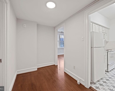 6655 Mccallum Street - Photo Thumbnail 2
