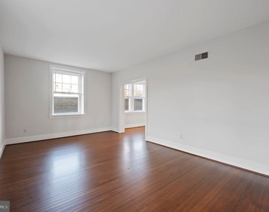 6655 Mccallum Street - Photo Thumbnail 9