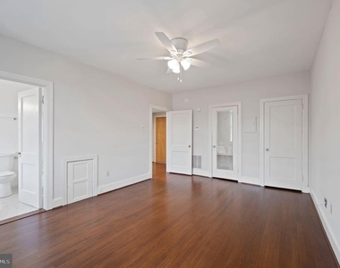 6655 Mccallum Street - Photo Thumbnail 11
