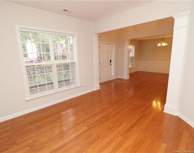 308 Marble Glow Court - Photo Thumbnail 7