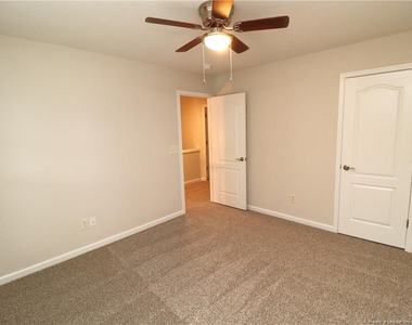 308 Marble Glow Court - Photo Thumbnail 37