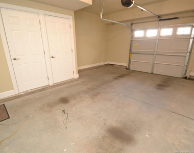 10410 Sablewood Drive - Photo Thumbnail 35