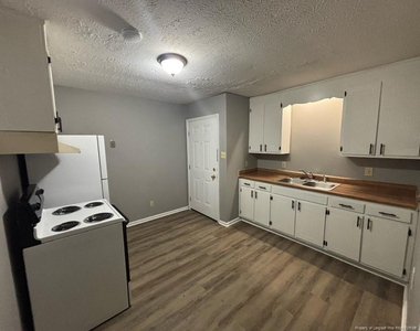 1507 Coley Drive - Photo Thumbnail 2