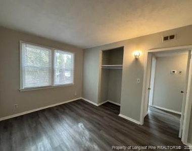 200 N Virginia Avenue - Photo Thumbnail 10