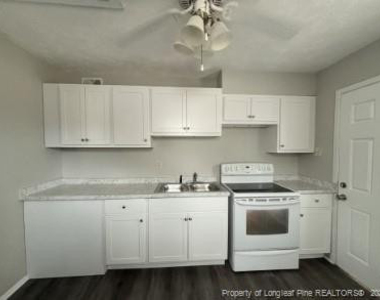 200 N Virginia Avenue - Photo Thumbnail 3