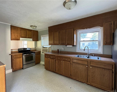 405 N Dickson Street - Photo Thumbnail 9