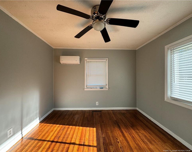 405 N Dickson Street - Photo Thumbnail 14